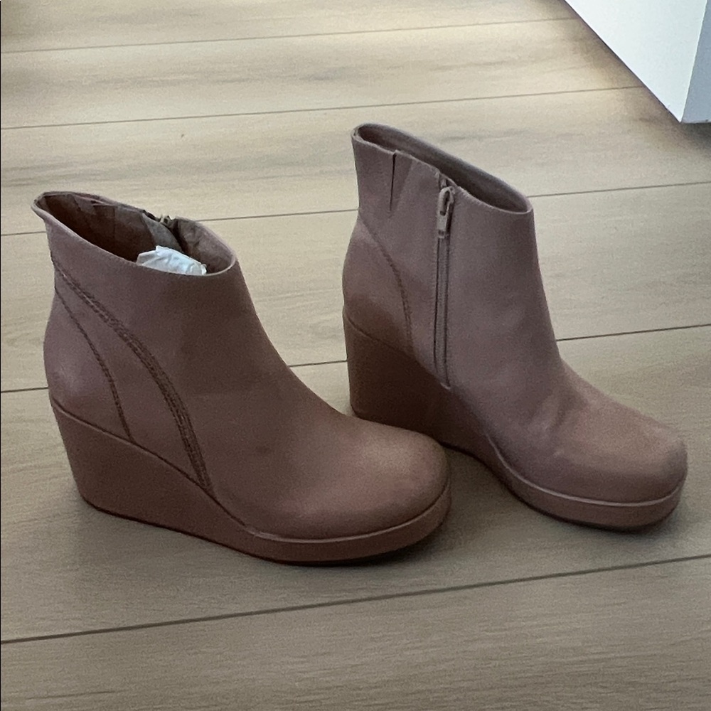 Chocolat Blu Tan Wedge Ankle Boots